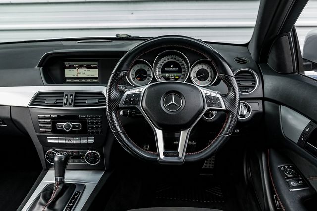 2014 MERCEDES C-class C 180 BlueEFF AMG Sport Edition Auto - Picture 23 of 52