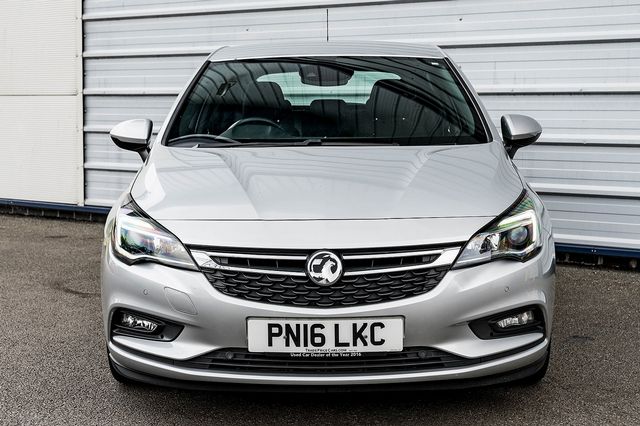 2016 VAUXHALL Astra SRi 1.6CDTi 136PS S/S - Picture 3 of 44