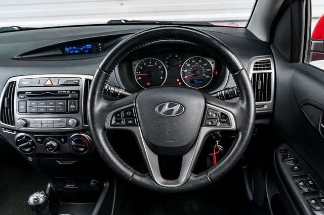 2013 HYUNDAI i20 1.2 Active - Picture 19 of 40