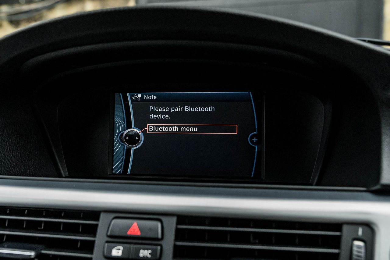 2010 BMW 3 Series 318d Exclusive Edition NAV - Picture 33 of 45