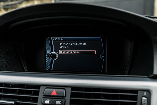 2010 BMW 3 Series 318d Exclusive Edition NAV - Picture 33 of 45