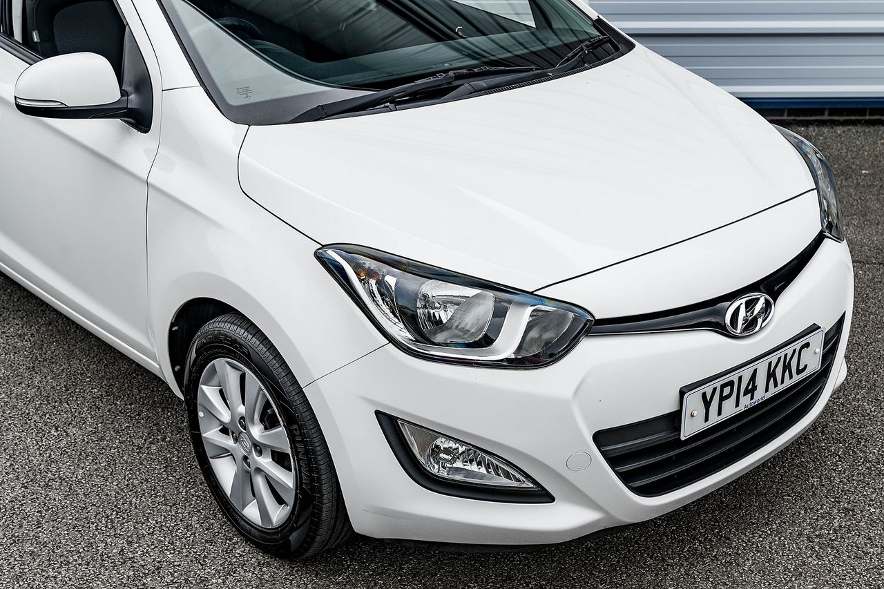 2014 HYUNDAI i20 1.2 Active - Picture 10 of 40