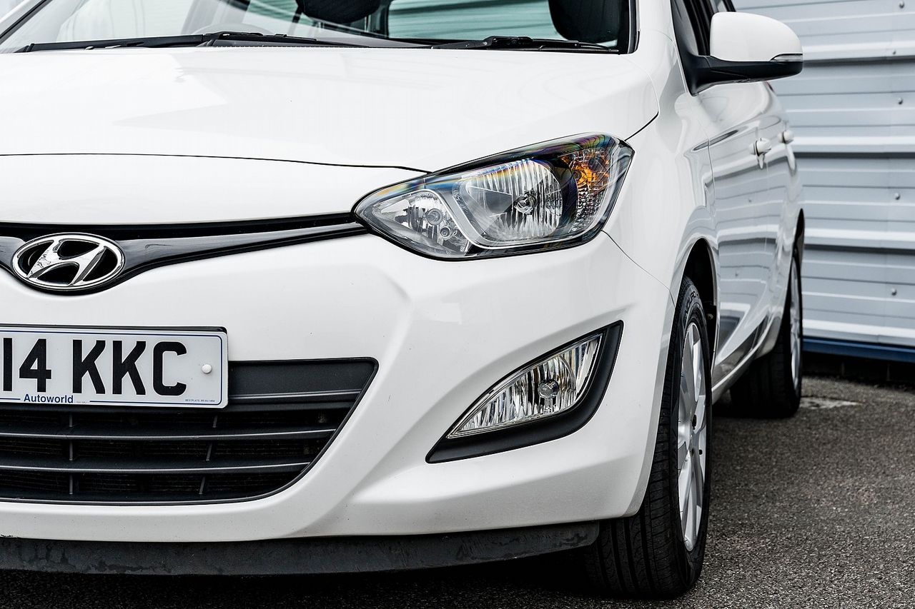 2014 HYUNDAI i20 1.2 Active - Picture 12 of 40