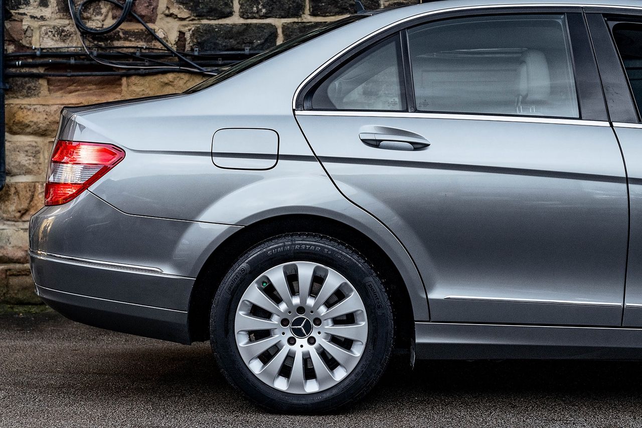 2008 MERCEDES C-class C 200 Kompressor Elegance - Picture 12 of 14