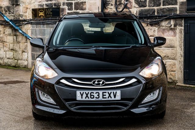 2013 HYUNDAI i30 1.6 CRDi 110PS Blue Drive Active - Picture 3 of 36