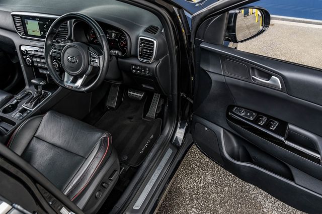 2019 KIA Sportage 1.6-T GDi 2WD GT-Line AUTO - Picture 28 of 57