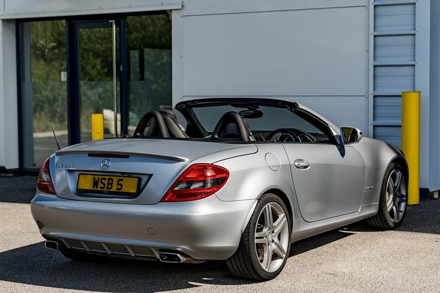 2010 MERCEDES SLK-Class SLK 200 Kompressor - Picture 2 of 34