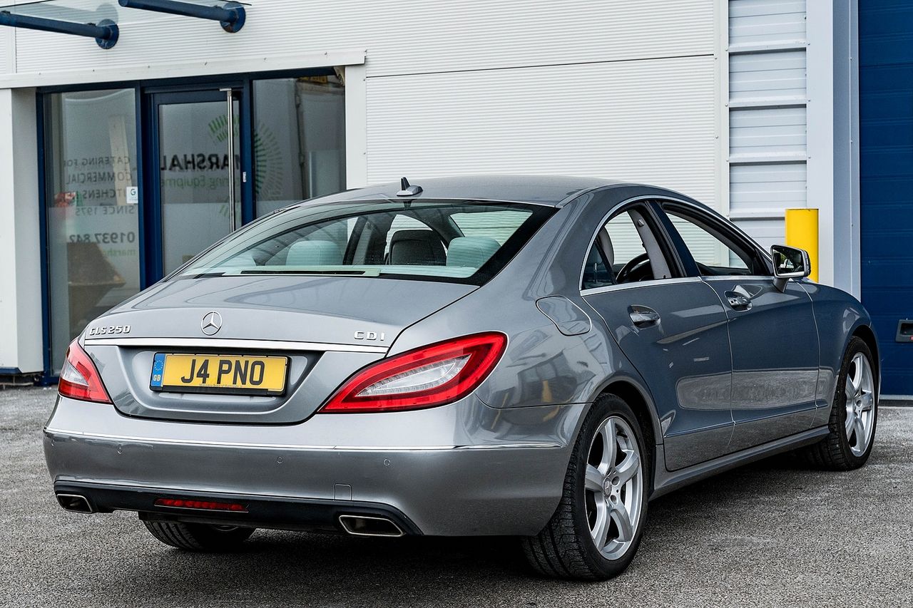 2013 MERCEDES CLS-class CLS 250 CDI BlueEFFICIENCY - Picture 2 of 42