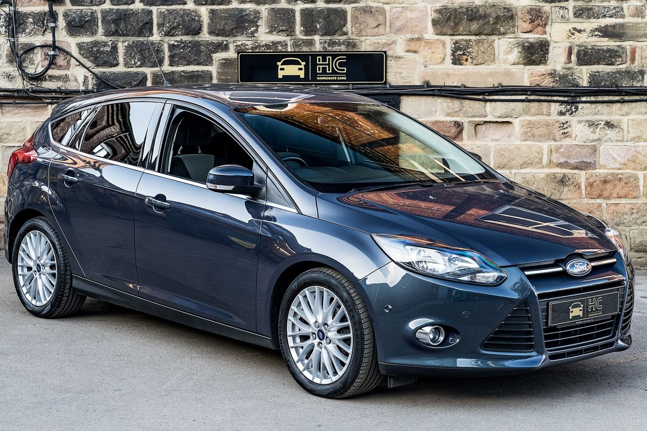 2014 FORD Focus Zetec 1.0T 125PS EcoBoost - Picture 1 of 35