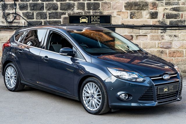 2014 FORD Focus Zetec 1.0T 125PS EcoBoost - Picture 1 of 35