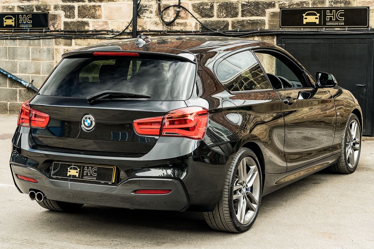 2017 BMW 1 Series 120d M Sport Auto - Picture 11 of 36
