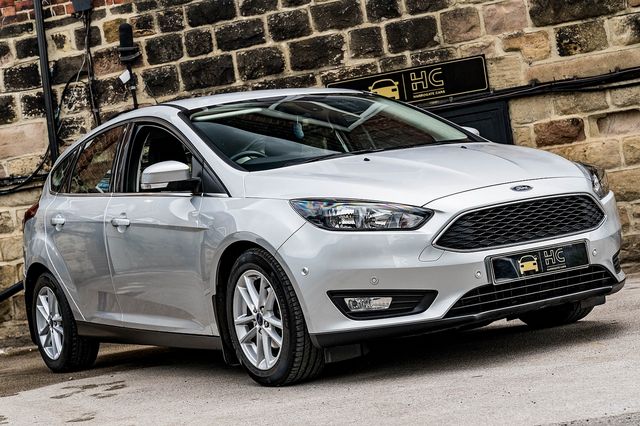 2015 FORD Focus Zetec 1.0T 125PS EcoBoost - Picture 6 of 41