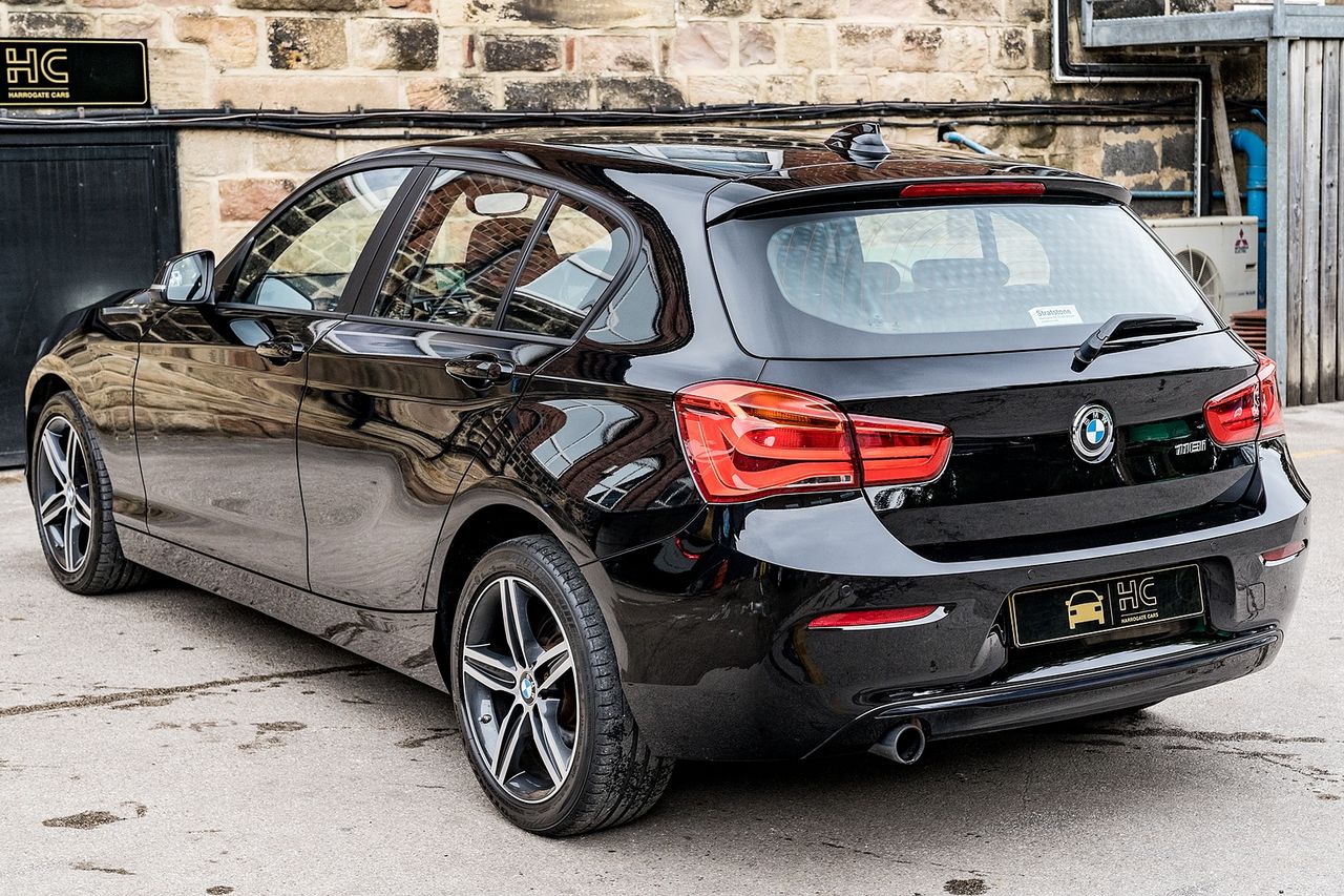 2018 BMW 1 Series 118i Sport - Picture 15 of 41