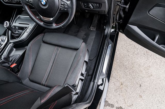 2018 BMW 1 Series 118i Sport - Picture 24 of 41