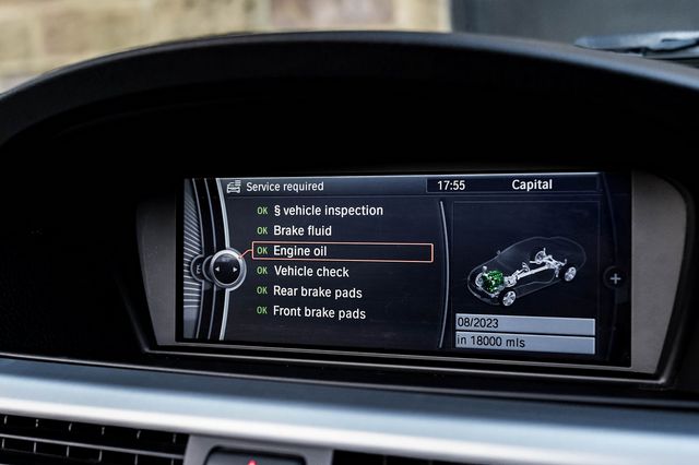 2013 BMW 3 Series 320d Sport Plus - Picture 30 of 46