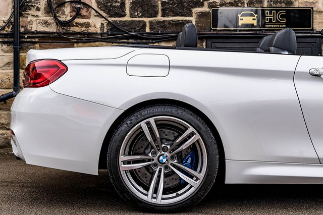 2017 BMW 4 Series M4 Convertible - Picture 20 of 79