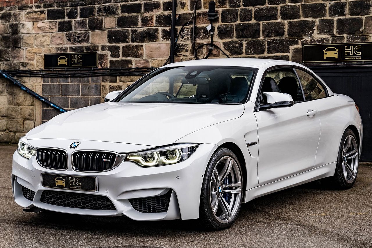 2017 BMW 4 Series M4 Convertible - Picture 23 of 79