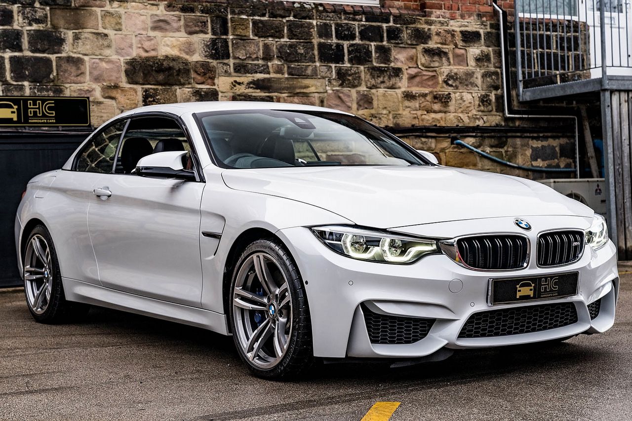 2017 BMW 4 Series M4 Convertible - Picture 25 of 79