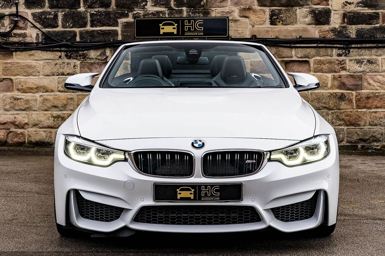 2017 BMW 4 Series M4 Convertible - Picture 28 of 79