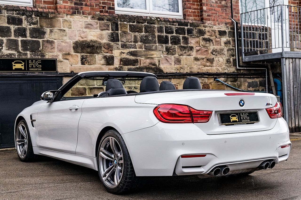2017 BMW 4 Series M4 Convertible - Picture 29 of 79