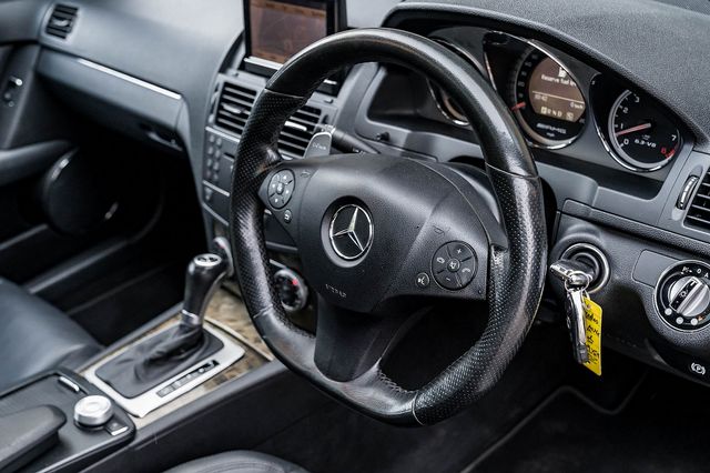 2009 MERCEDES C-class C63 AMG - Picture 25 of 47
