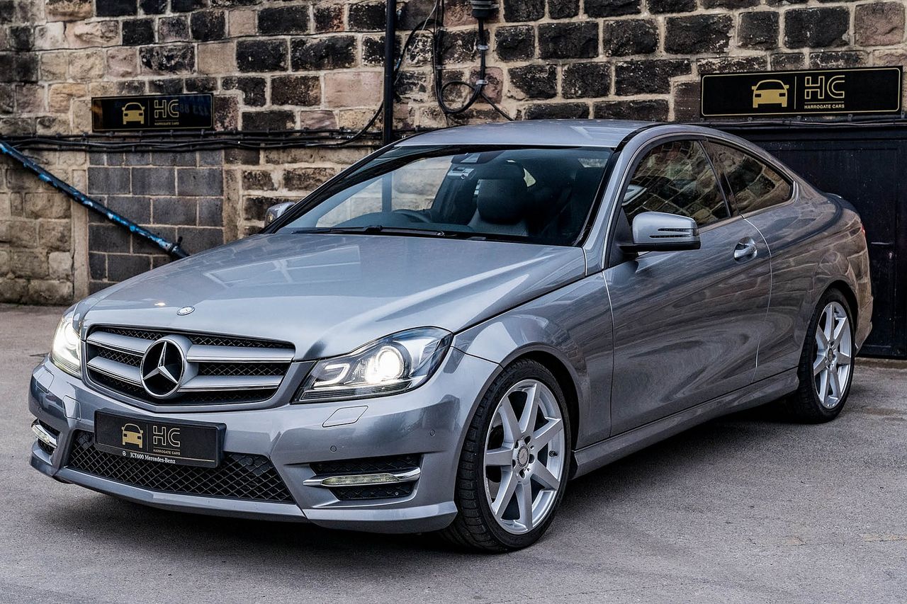 2015 MERCEDES C-class C 220 CDI BlueEFF AMG Sport Edition Auto - Picture 11 of 45