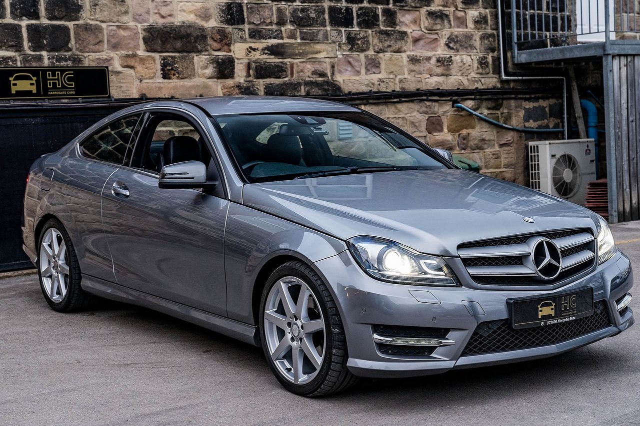 2015 MERCEDES C-class C 220 CDI BlueEFF AMG Sport Edition Auto - Picture 9 of 45