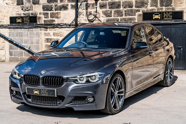 2018 BMW 3 Series 320i xDrive M Sport Shadow Edition AT - Picture 10 of 27