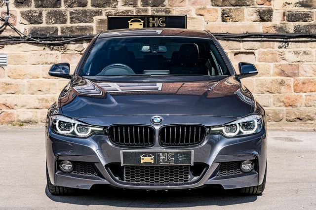 2018 BMW 3 Series 320i xDrive M Sport Shadow Edition AT - Picture 3 of 27