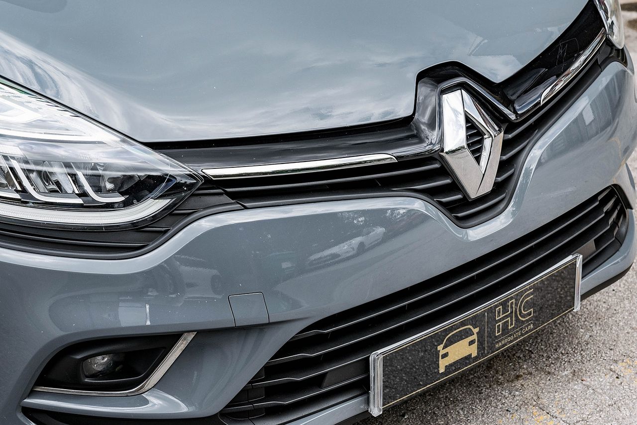 2018 RENAULT Clio Urban Nav TCe 90 - Picture 12 of 46