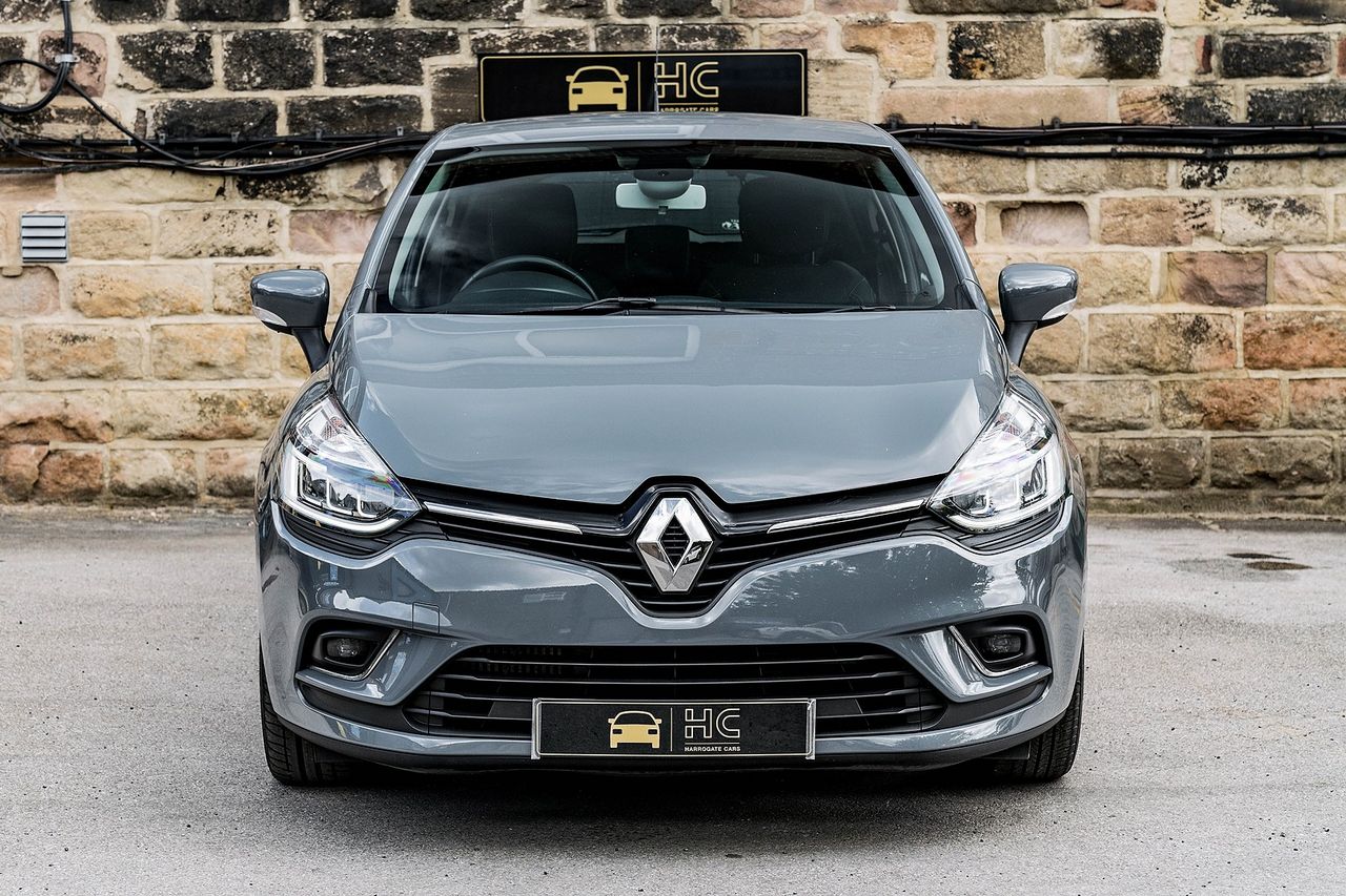 2018 RENAULT Clio Urban Nav TCe 90 - Picture 3 of 46